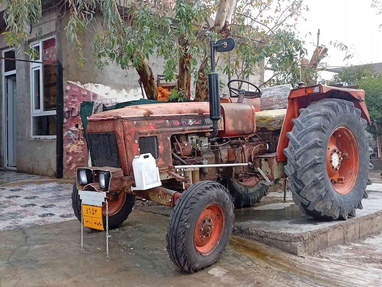 لبیع مابی عیب کلە بشرط کلە شغل صرف مابی صوت مابی بشرت ماشاللە کلە جەیز مودیل1984 رەقم صەنەوی سلیمانیە سعرە   3300 ملیون  مکانک کەرکوک ***********
***********
