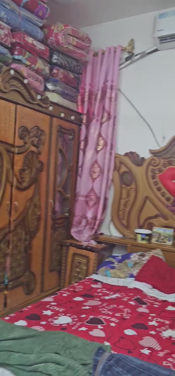 غرفة البيع خشب صاج مكان ناصرية حي سبل سعر ٧٠٠ الف  ***********

