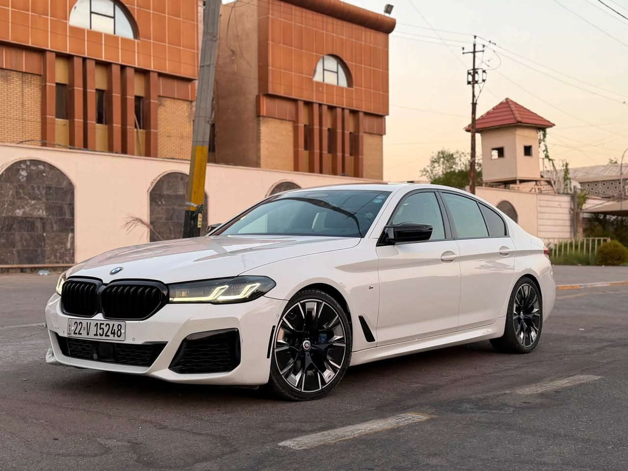 من رخصه الادمن للبيع او مراوس بشي اقل 

السلام عليكم ماشاء الله الحلال 🔥

BMW 550i M 2021 

560 HP 

سلايد 

شاشه كبيره 

ماوس كبير

داتا شو

كيجات دجتل 

كشنات ٧٠٠

كشنات مساج

داخل اناره ١٦ لون

٥ بردات

اوتو بارك

حساس امامي خلفي

جنطه كهرباء

بصمه ابواب 

بصمه تشغيل 

شاحن وايرلس

رادار امامي

رادار خلفي

نقطه عمياء

تحديد مسار

قياده اليه

كشنات تدفئة وتبريد

كشنات كهرباء ٤ وضعيات منفصل

كشنات خزن ميموري

ويل ٢٠ اصلي

ماشيه 60 الف 

وبعد بيها هواي مواصفات معروفه
وارد امريكي حادثها فقط حافه بنيد وحافه جاملغ بدون لا مباوع ولا كلير يعني نص قطعه صبغ بدون ايرباك
***********
