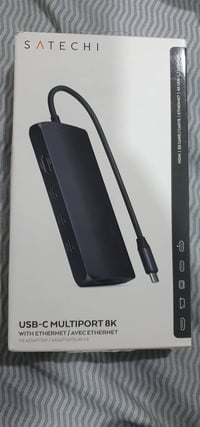 Satechi • ٨ في ١ • توصيل
