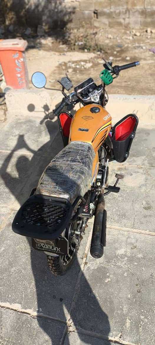 سلام عليكم دراجه سيفان سونك خمس كير موديل 25 دراجه كلش نضيفه مكينه 200 ضاغطه وزنجيل شاشه محتركه وراق دراجه ضاعن مني ابيع مكفوله تكاتب وياك دراجه جاهزه سعر700
تواصل ‏‪0777 236 0253‬‏
