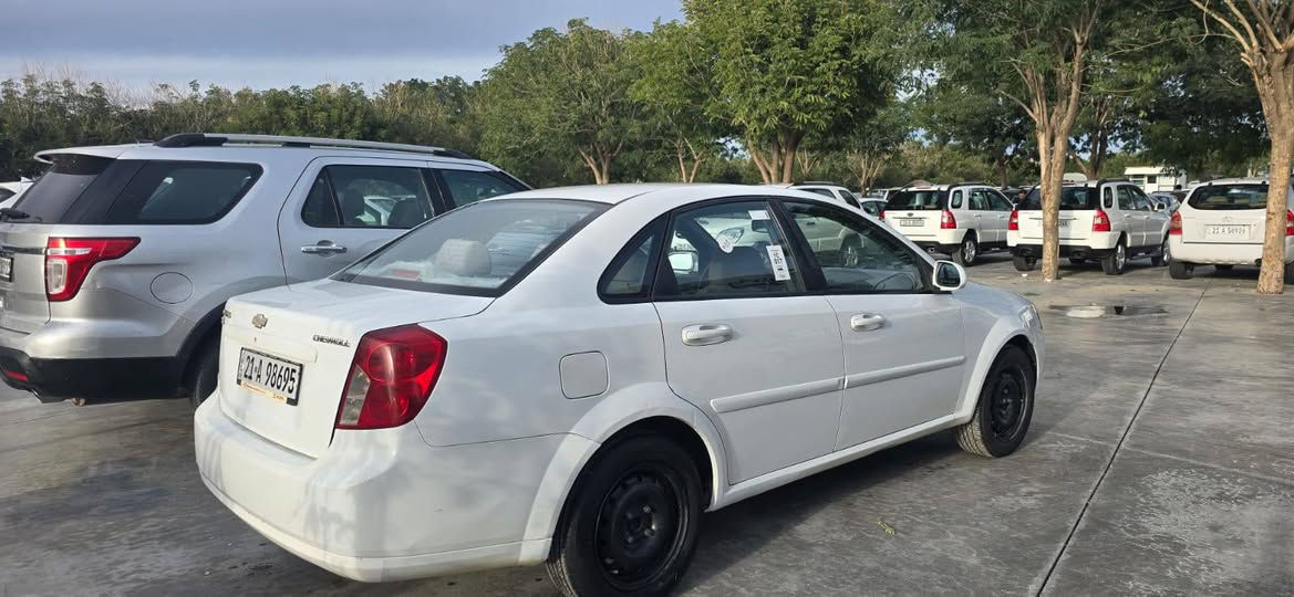 اوبترا 2011اوتماتيك . رقم سليمانيه
رقم وهزه وسنويه جديد 
صوره السونر مرفق ويه الصور
محرك وگیر . وصدرها مكفوله شرط الفحص
تايرات تخم جديد
مكان السياره كلار . 
***********
سعر السياره 80 وبيها مجال
