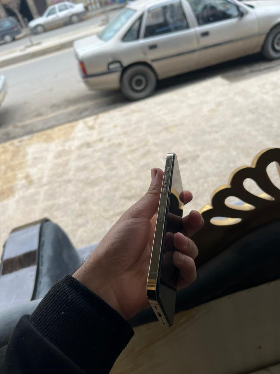 آيفون 12 برو ماكس 
ذاكره 256 
بطاريه 100 مبدله 
مبدل شاشه نوعيه ماتفرق عن الأصلي 
قطاره بالشحن 
بي فطر بالضهر مثل مموضح بالصوره
السعر 300 وبي مجال 
الشراب يجي خاص


**إذا كنت صاحب هذا الإعلان وتريد حذفه لأي سبب، رجاءا أرسل رسالة إلى الدعم الفني**