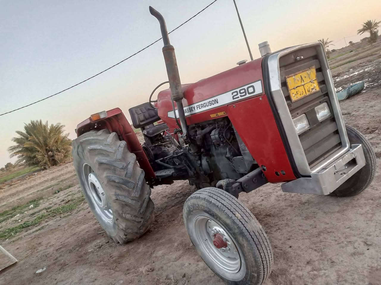 مكينه فوركسل البيع نكليزي حجم 290 كفاله المكان بابل سعر مناسب   لا نتصال ***********
