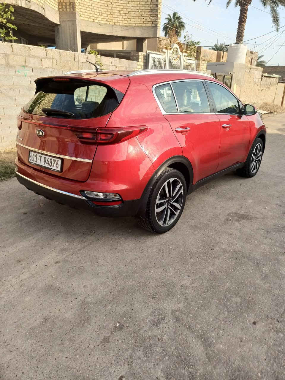 سبورتج موديل 2020 مواصفات
1- مفتاح التشغيل بصمه 
2- تشغيل عن بعد 
3- بصمه ابواب 
4- يدات نيكل 
5- مري شفط 
6- اشاير بل مري
7- شاشه ايباد 
8- كامره دواره 
9- حساس امامي 
10- حساس خلفي 
11- تبريد مناخي منفصل 
12- مثبت سرعه 
13- تحكم ستيرن فول
14- مرايه وسطيه تعتيم 
15- ثلاث انظمة قياده 
16- برده خلفيه 
17- محرك 2000 دوش 
18- داخل حمصي 
كشنات تغليف لايلون + ابواب 
ارضيه مغلفه جلد 
سياره رقم بغداد مشروع وطني تحويل مباشر 
سياره مكفوله كفاله عامه من كلشي كير ومحرك ورصعه وشخط وضربه وصبغ من كلشي سياره ماشيه 50/ الف 
السعر 215 بيه مجال اتصال ***********//***********
