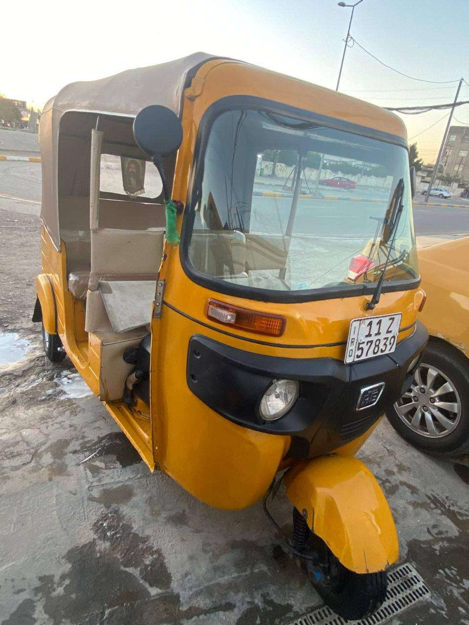 سلام عليكم شباب تكتك موديل عشرين رقم سنويه بسمي بكان حي العامل ***********
