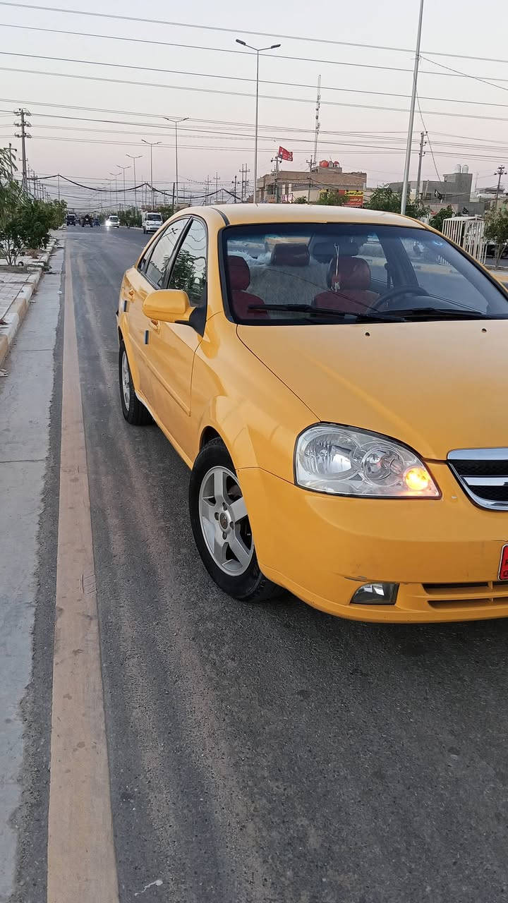 اوبترا موديل 2012رقم بغداد 
 بكربلاء السياره حاليا مداور بأي وقت تريد
مصفره وسنويه 2029 السياره كامله
حادثها جنطه بس سعرها 59 ورقه ***********
