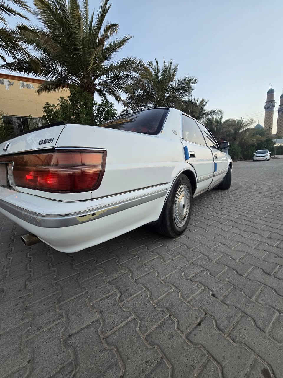 السلام عليكم هارتوب
ايسر بلاد 90
كفاله عامه ضربه كص نقل جثه 

تبريد ثلج شرط
مكينه وكير وارد يابان بالسلفون 

بأسمي رقم بغداد شرط التحويل هزه وسنويه جديده لل29
للاستفسار 
***********
***********
