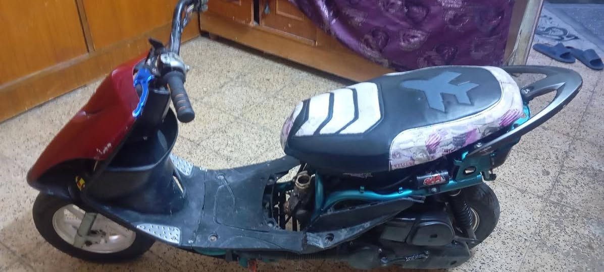 دراجه ماكس عدله للبيع ماناقصه أي شي دراجه خير من الله دراجه كلجات رياضي بلاد دراجه بوشه 55 شلعه ومعدل مكان بصره جزائر  السعر 450 وبيه مجال  ***********
