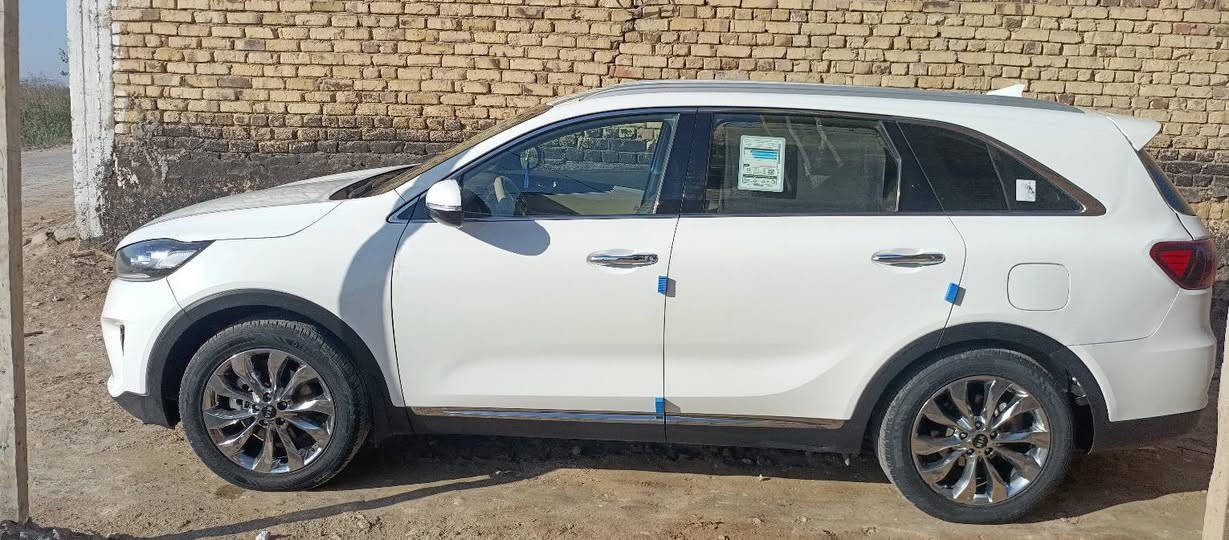 السلام عليكم للبيع سورنتو موديل 2020 خليجي 
السياره 7راكب مع كشنات جلد مكينه 6V
رقم القادسية السياره بسمي تحويل ثاني يوم
السعر 245 وبيه مجال الشراي يتصل بيه خير ويدلل
المكان الديوانيه للستفسار اتصل رقم الهاتف 
***********
