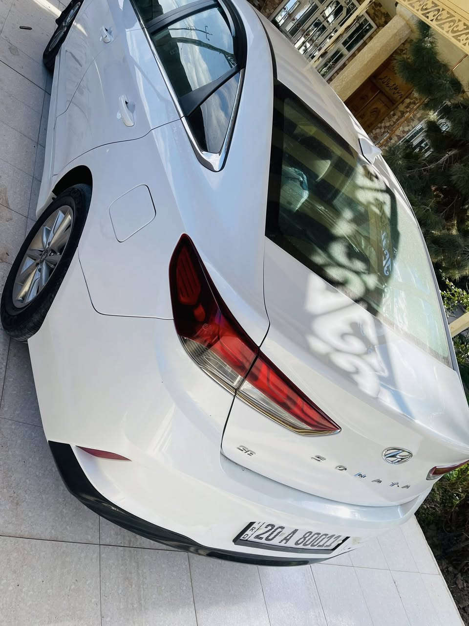 سوناتا 2019 
شاشة
كامرة
مود درايف
رادار بالمري 
محرك گير على وضع الشركة
امريكي قطعتين صبغ السعر 134 
للاستفسار ***********
