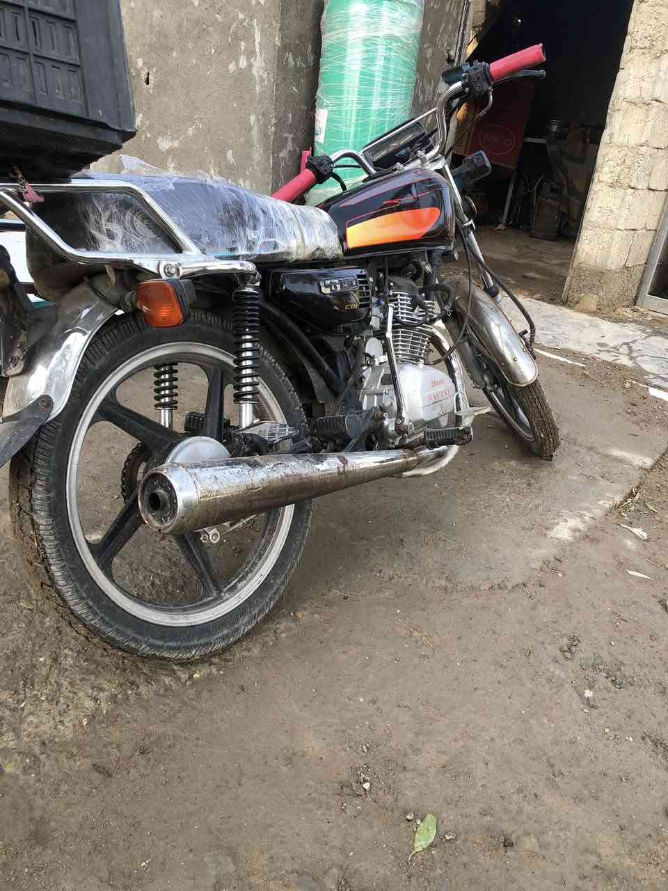 سلام عليكم
دراجه سافان 2020 ما ناقصها شي ترتيب بس سعر 525وبيها مجال ل ‭٠٧٨٦ ٩٤٠ ٢٥٠١‬
