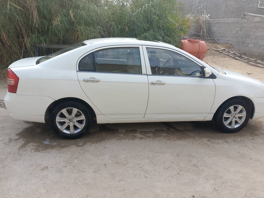 السلام عليكم ليفان مديل 13 للبيع سياره جاهزه وخير من الله كير ومحرك مكفولات صبغ  رقم قادسيه الماني لاتصال عله هذا الرقم ***********  اخوان مكلف بل نشر
