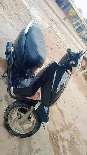 ليدي حديث للبيع مفتوح مكينه تمام مصبوغ جديد السعر 750وبيه مجال السامرائي ***********
