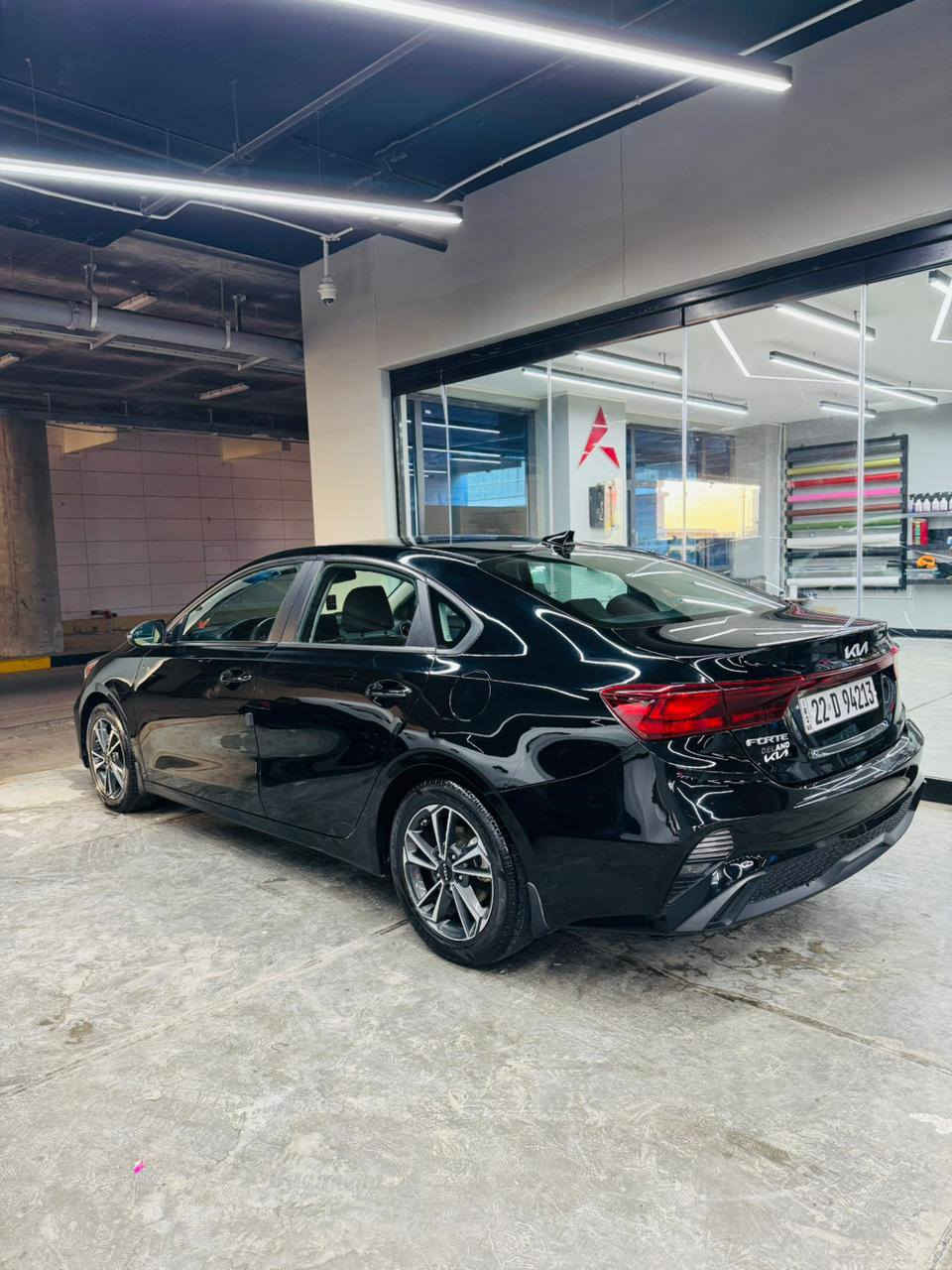 السلام عليكم 
للبيع فورتي موديل 23 رقم اربيل بأسمي سنويه لل 29
تقريرها محاولة سرقه بدون حادث بشرط حتى دعامياتها مكفوله من امريكا بيها اربع اطلاقات ناريه بصفحة السايق ومصلحه على كد مكانها كير مكينه مكفول وسياره حلوه وعلى ايدي مكينه دوش 2000 مكان السياره الحريه 
السعر 163 اتصل على الرقم 
*********** بي واتساب 
السياره ماشيه 38 مايل
