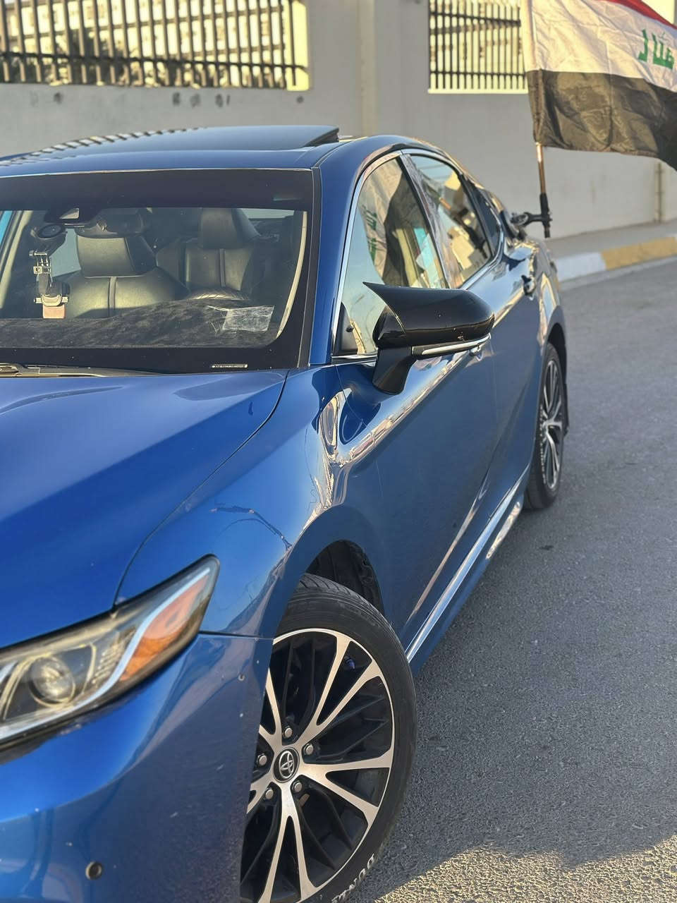 سلام عليكم كامري Leبلاص 19 اصل 
فول موصفات واحد ع واحد سياره نضيفه بشكل 
وأي نقص مابيه رقم بغداد دولي وبسمنه تحويل شوكت مايعجبك   سياره نضيفه ٩٠٪؜ تيرات دلوب ماشيه 57
حادث سياره ربع البنيد فقط بدون دواخل 
بدون ايربالك مكان سياره ديالى بعقوبه 
***********
معروضه 88 1وبيها مجال بسيط
