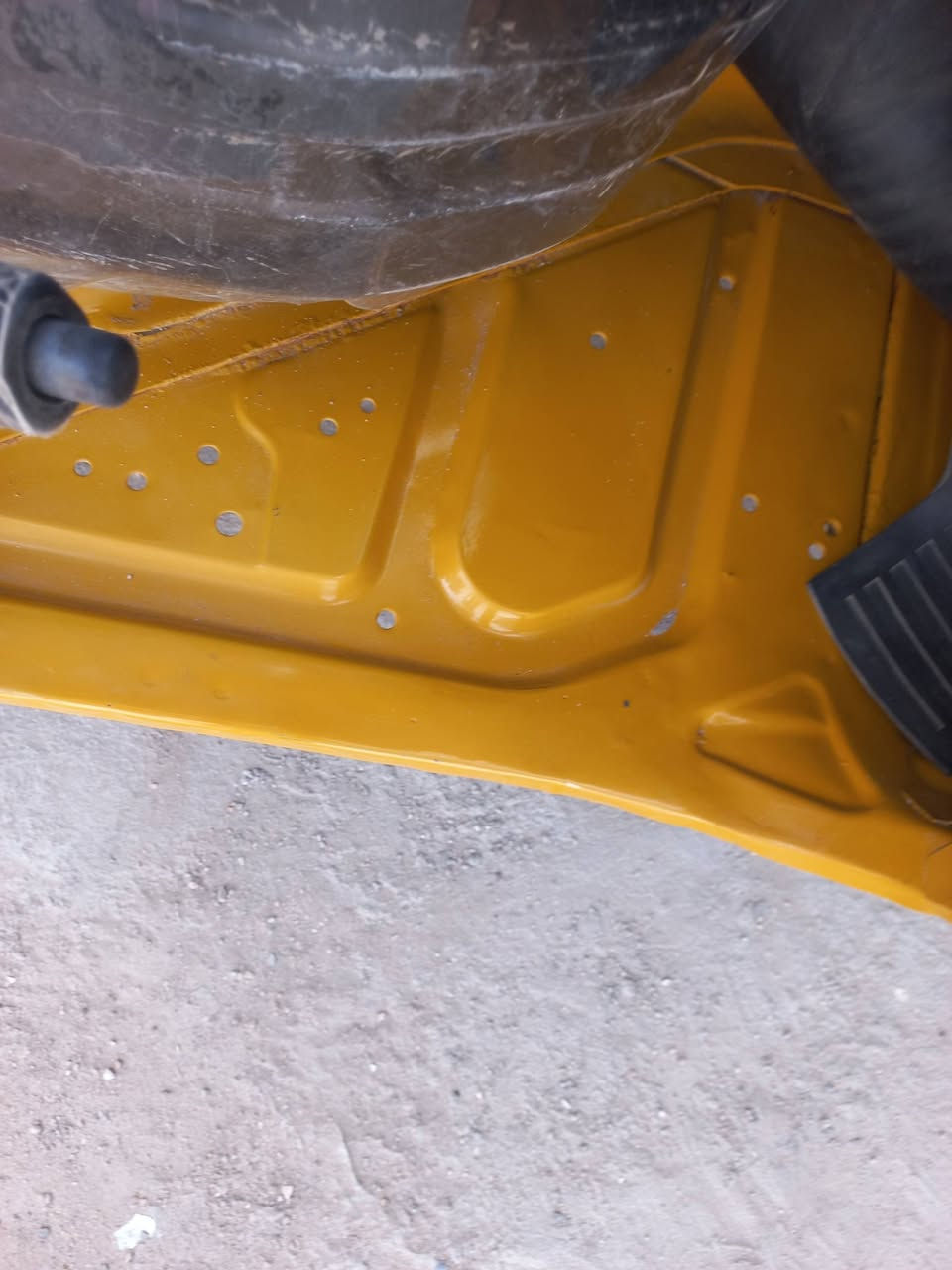 السلام عليكم تكتك ٢١ تكتك نضيفه تراي مال زيرو بسمي تحويل ثاني يوم رقم انكليزي تكتك اي صوت مابيهه خير من الله اكسل محرك مكفول  بيها طخه ومصلحه جوة بك لايت تجي وتكلب وتقتنع يلا تاخذهه  عارضها ٧٧٠٠ بيها مجال ماموجود عل نت اتصل مكان المحمودية [***********] [***********]
