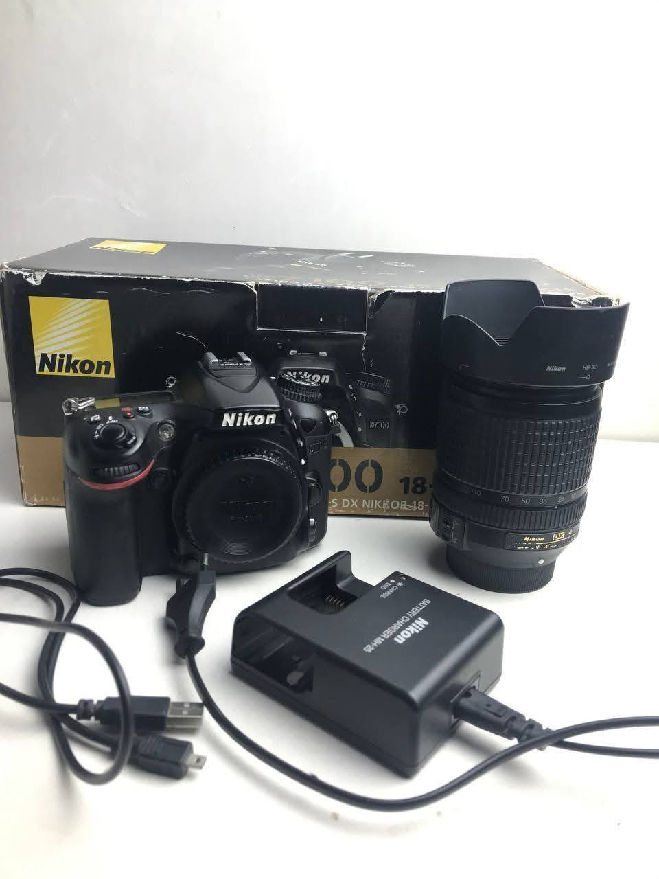 سلام عليكم 🔥🔥
بيع فقط ال(عدسة) الاصليه 140-18 
عارضها 150 الف 
رقمي- *********** واتساب
