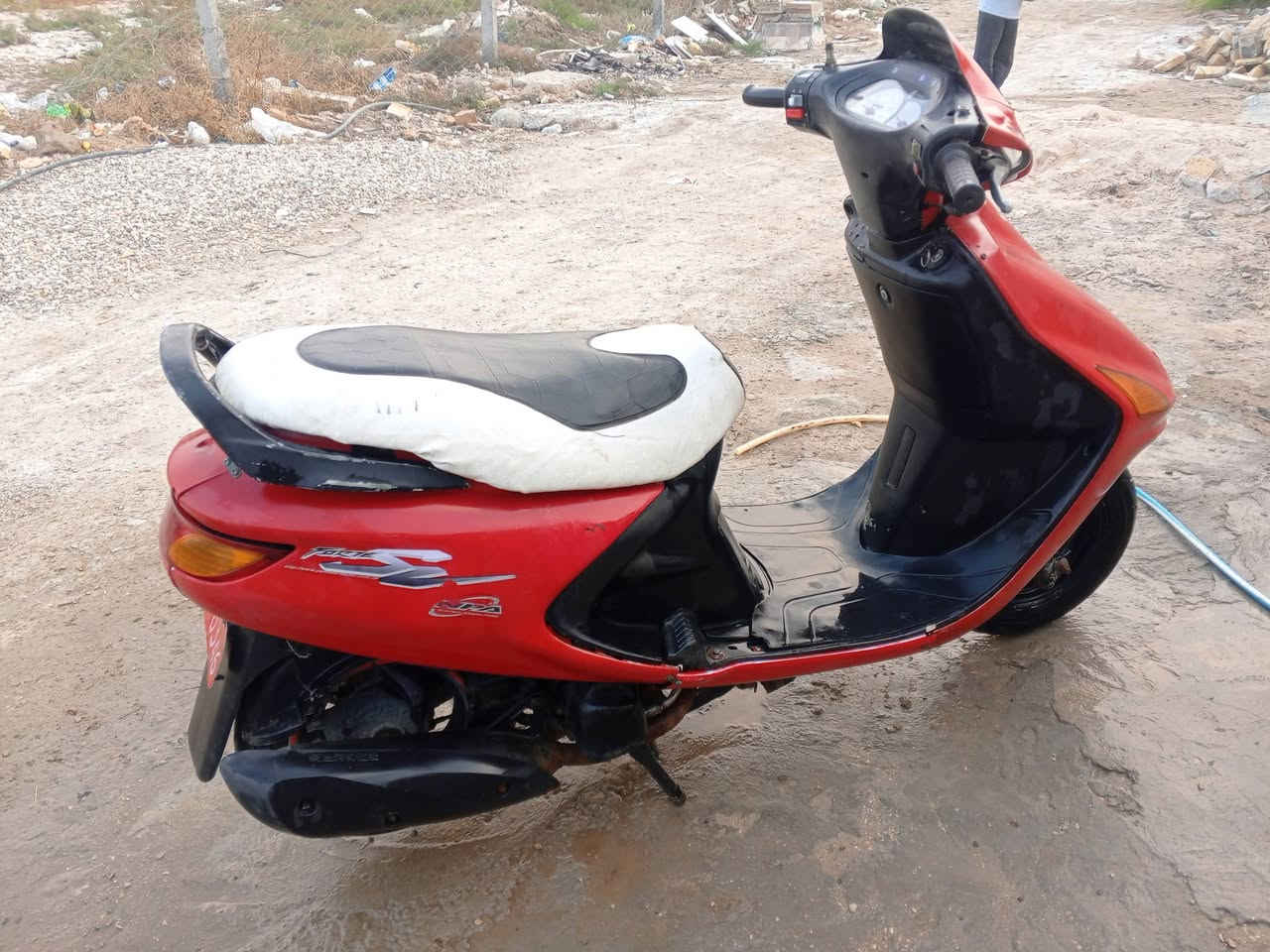 سلام عليكم فراشه للبيع نكره سلف هندر كهربائيات شغاله السعر 300 اوبيها مجال مكاني بابل الحمزه الغربي. ***********
