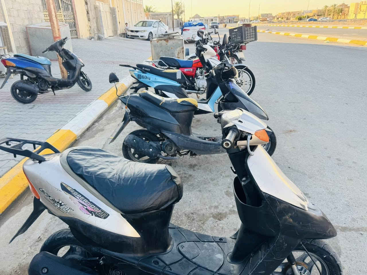 للبيع سيفان  موديل 2020السعر 375
للبيع ساسوكي لون اسود سعره 150 للبيع ساسوكي 250 للبيع ماكس ياباني 450  الصور كلهن موجدوه مراسله مارد عل خط اتصل و تشلع عيوني ***********
