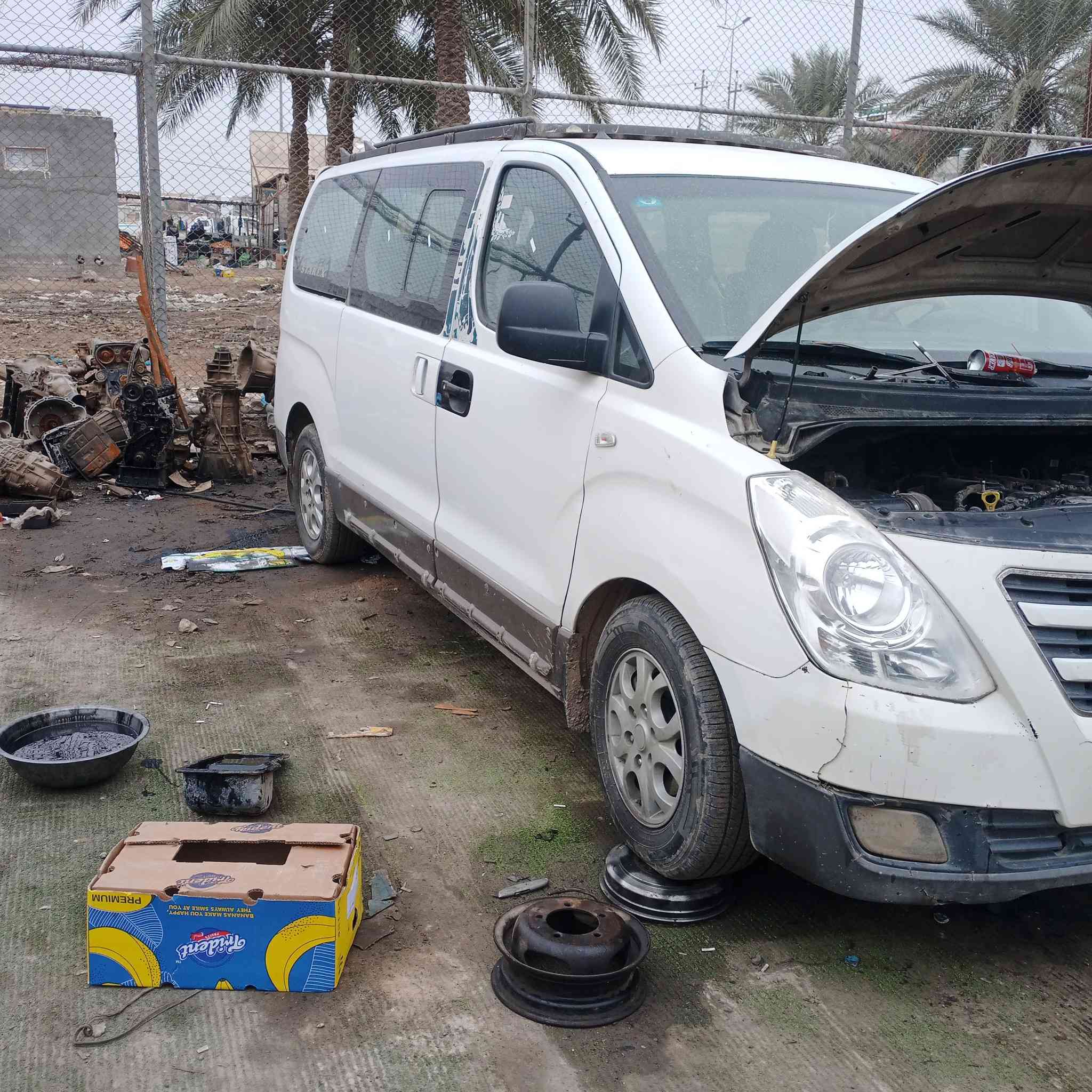 بيع مستعجل السياره كايمه السياره يم الفيتر ما عندي فلوس تصليحها موديل 2008 رقم نكليزي بسمي السياره مكان القاسم المو شراي لا يخابر ***********
