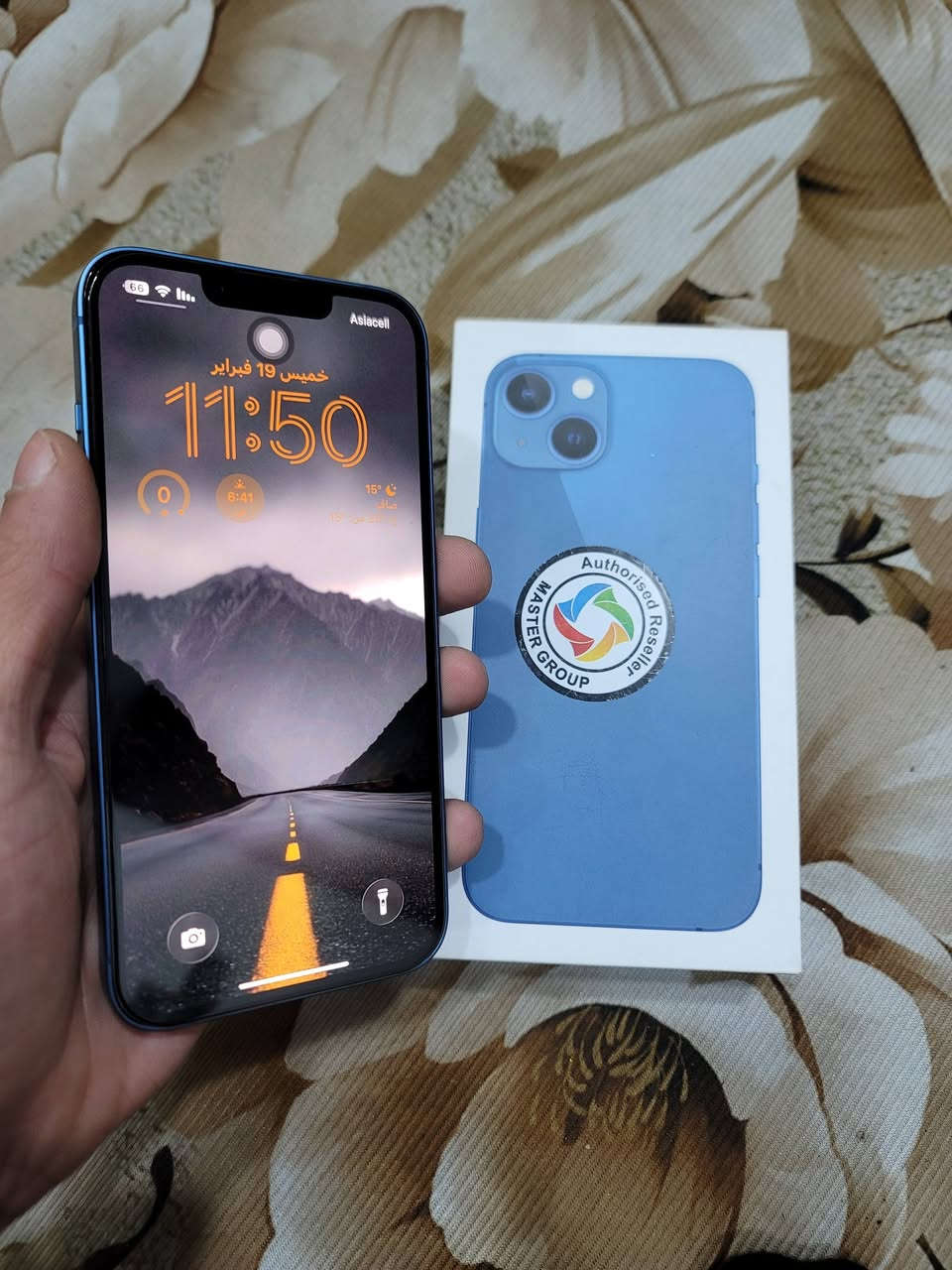 سلام عليكم ايفون 13 عادي جديد لوك اول ستخدام اني بطاريه 88 شرق أوسط اكفله كفاله عامه ذاكره 128 
سعر 650 وبيه مجال وصل الشراء عندي وبسمي 
*********** غير متواجد على الفيس
