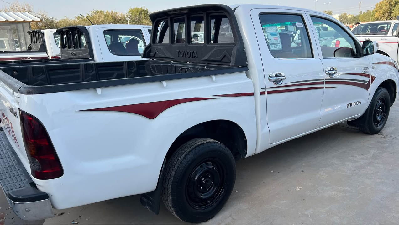 للبيع تويتاهايلوكس موديل 2006سعودي شاصي 19بطل رةقمة سليمانية جديدة 2030بسمي بشرط طحويل سيارة بي 3قطعة صبغ محرك بشرط سعرة 132$مكان كلار *********** كالار, السليمانية
