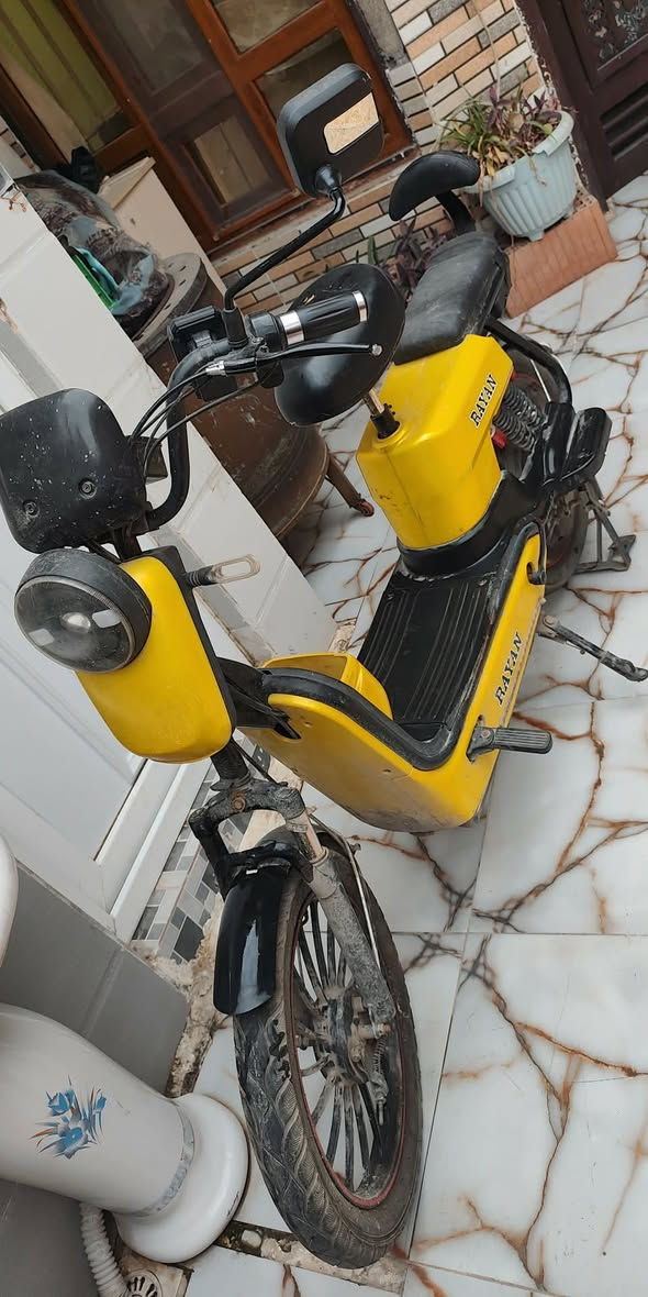 دراجة شحن شركة ريان اكبر حجم بل سوگ 5 بطاريات دراجة مرتبة  سعر 270 و بيهة مجال للشراي مكان كركوك حي نصر رقم تواصل ***********
رقم واتساب ***********
