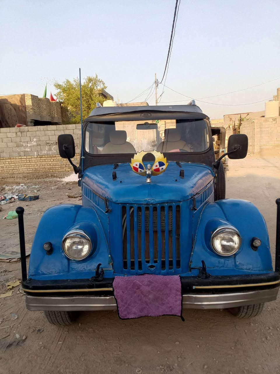مكلف بالنشر
زوبه للبيع سياره خير من الله كير مكينه وشاصي وكشر سياره جاهزه للشغل 
السعر 5وربع وبيه مجال قليل
صاحب السيار***********
