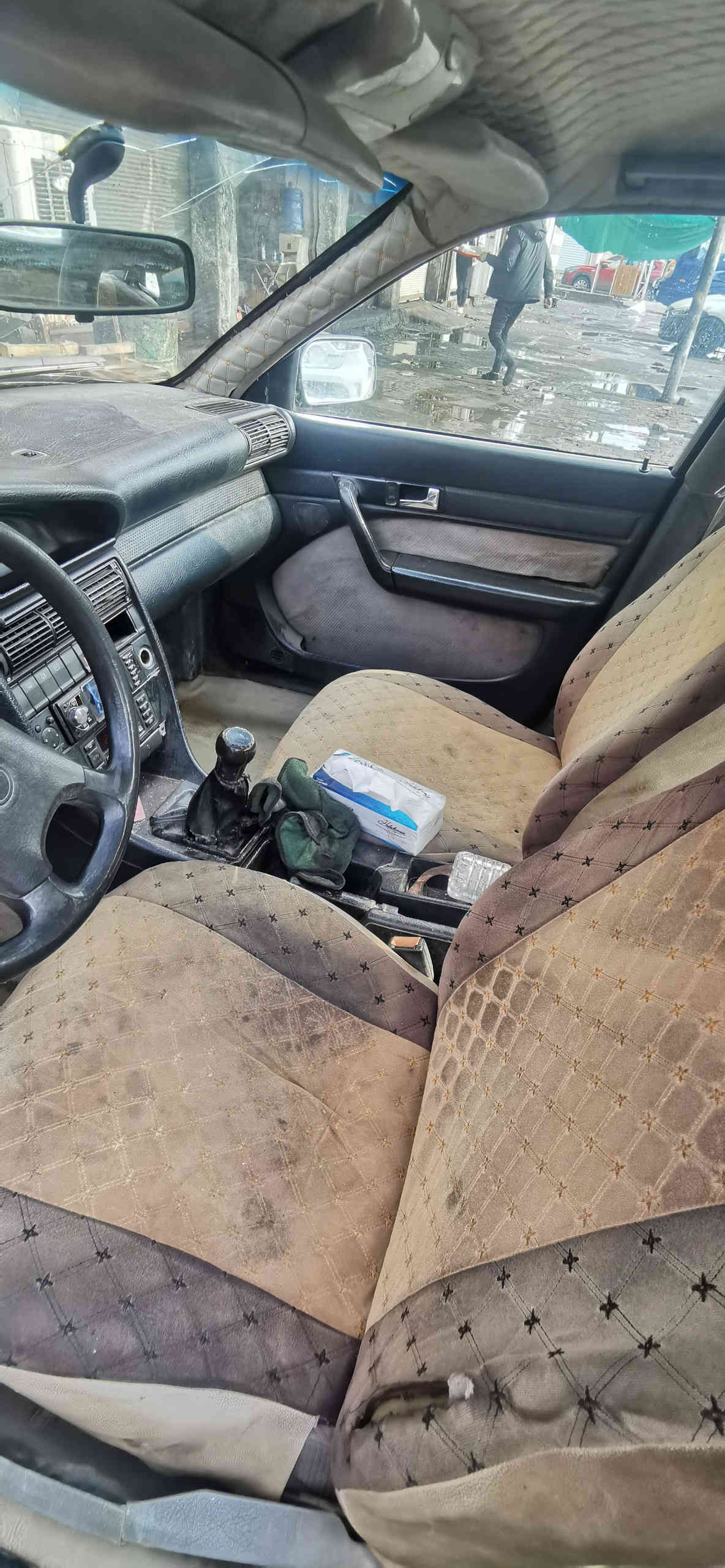 اودي موديل 1992 كير مكينة مكفولات صدر حلوو كير عادي سنوية ٢٠٢٦ كهربائيات كلها شغالة كشرها لاضربة ولاتبديل ولاصبغ بيها بس هاي الورة دعامة موجودة نقص
بس بك لايتات راعيها موجود بغداد تحويل مباشر بيع او مراوس السعر 22
المكان بغداد مدينة الصدر
***********
