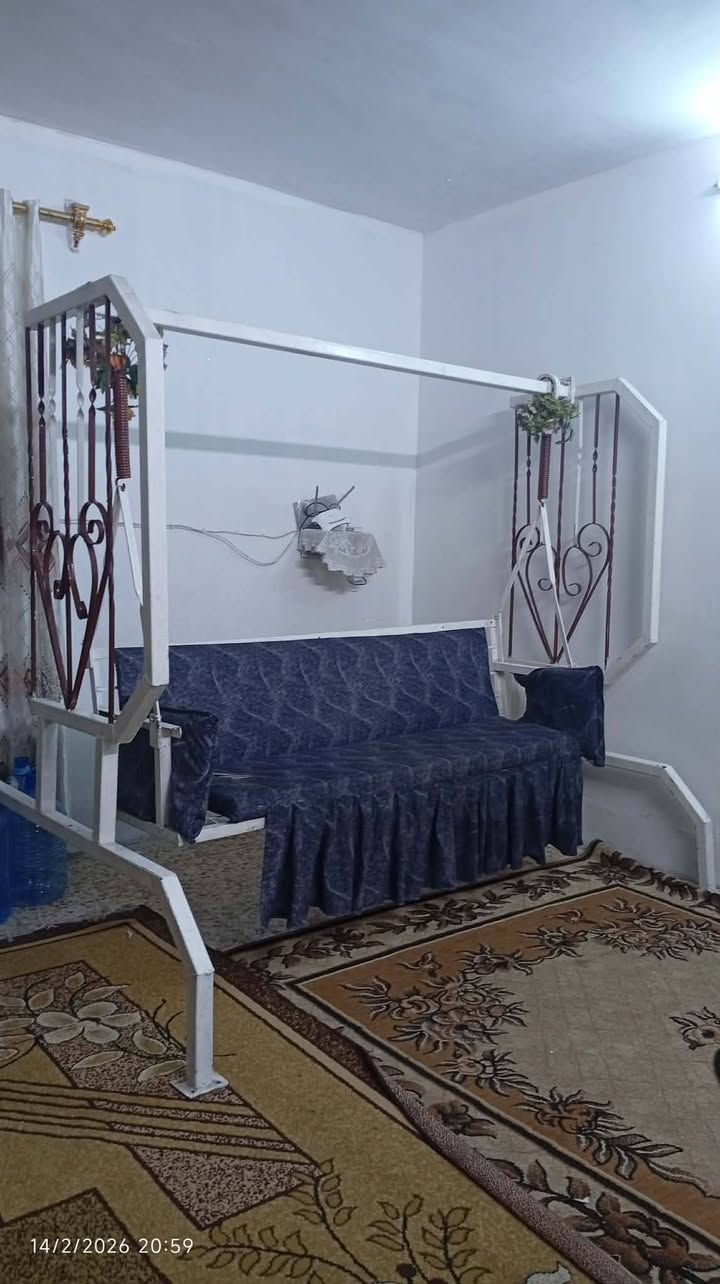 ديديه للبيع درجه اولى حديد ثقيل السعر 350
***********
