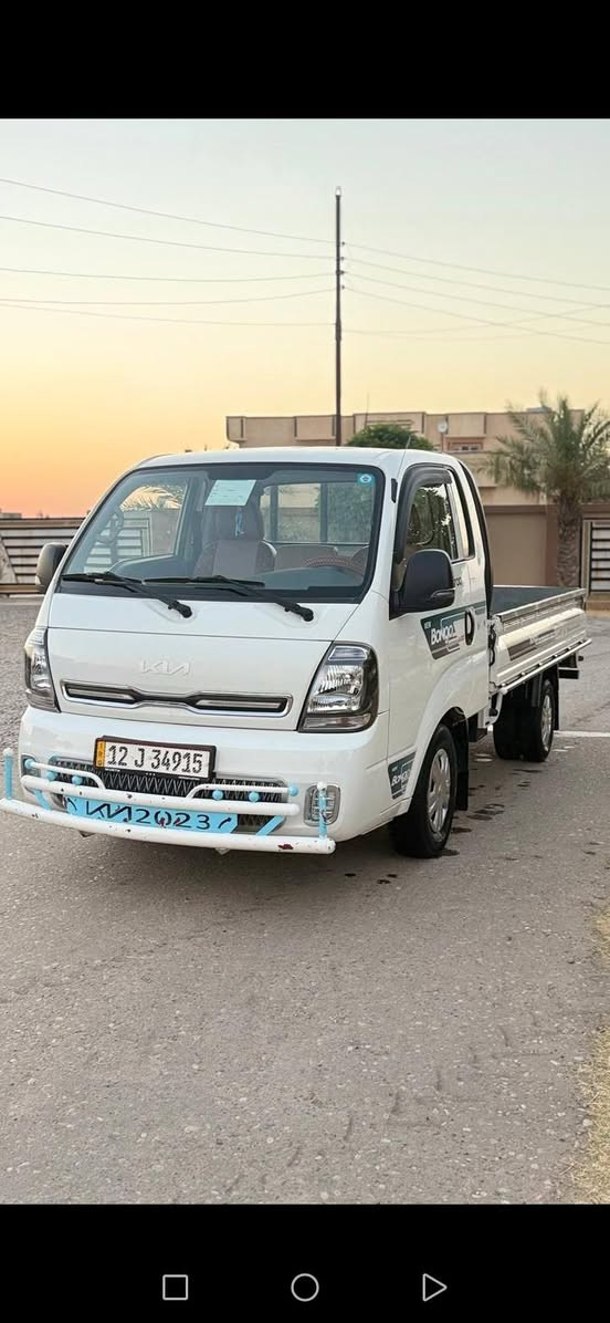 السلام عليكم
مكلف بالنشر 
كــيــا  2700 للـبيع 
موديل 23 
سنوية جديده
رقــم نـيـنـوى  
ماشيه 54
السعر 155 وبي مجال 
الاستفسار على صاحب الرقم 
  ***********
