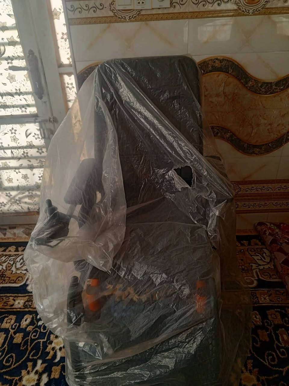 السلام كرسي كهربائي جديد ما مستخدم السعر 550 وبي مجال المكان  المسيب للاستفسار الاتصال على الرقم 
***********
