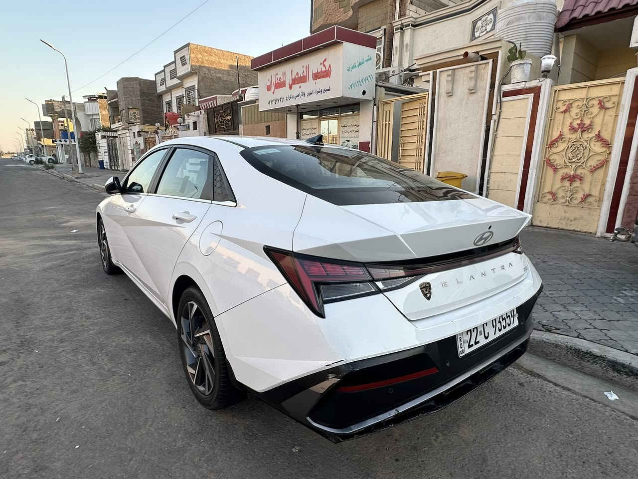 للبيع الانترا 24 خليجي فول مواصفات محرك 2000 مكفوله ما عدى دحجه خفيفه موضحه بل صور والباقي كفاله السعر 188ورقه الرقم ***********
