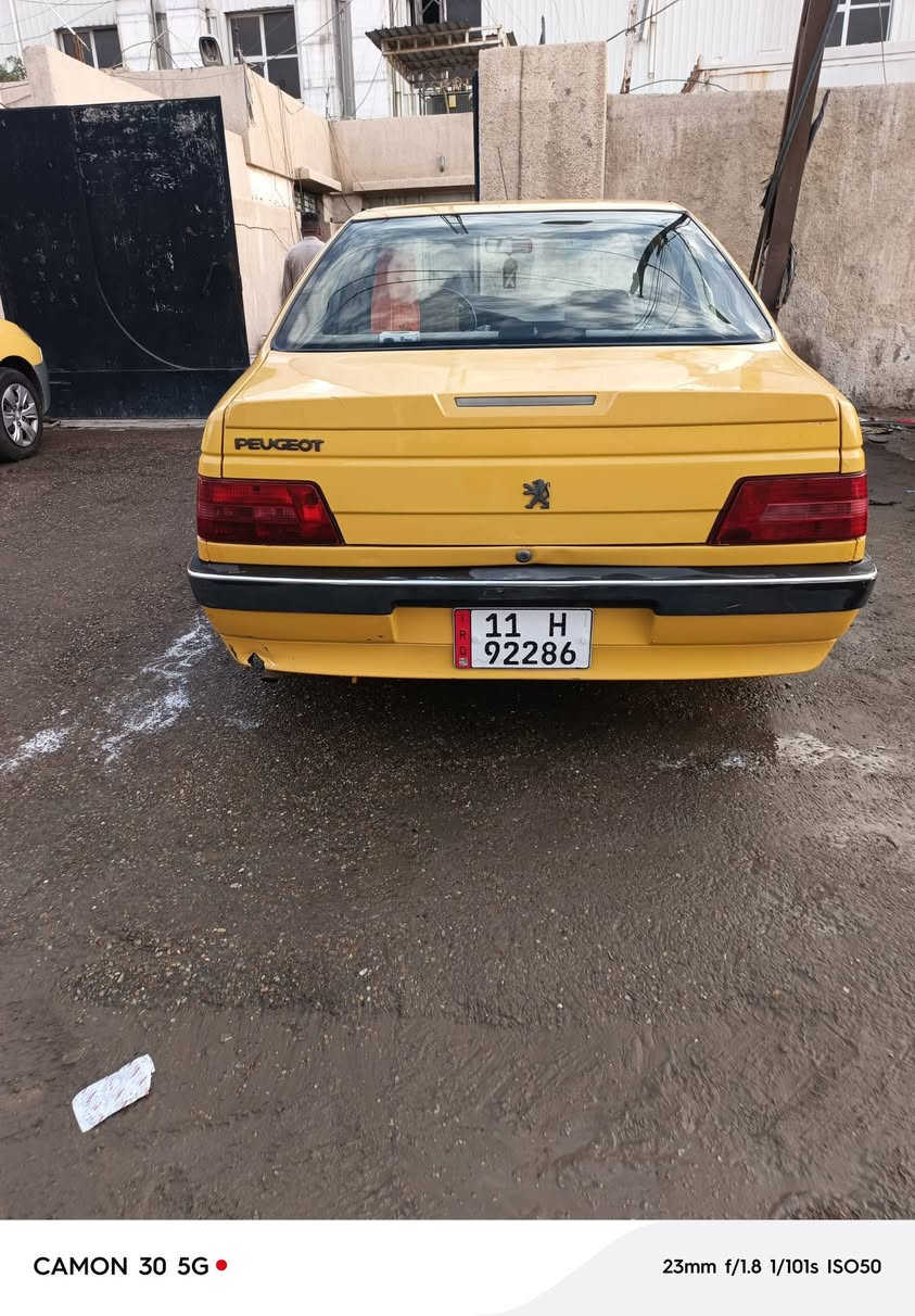 بيجو لميس ٢٠١٦ 
 رقم  سنويه انكليزي باسمي هزه جديده سنويه لل٢٠٣٠ شهر التاسع يله تسقط  داخل جديد دوشمه وتغليف كله مازدات جدد زنون عالي شادلها هم 
كير محرك كفاله عامه 
بيها بس (جاملغ السايق الامامي) 
الصدر كله جديد خلفي امامي
مسجل بلوتوث سماعات جدد السياره متصرف عليها ربع واحد كبل للشارع 
رايدها ب ٤٧ وبيها مجال بسيط
 اتصال ع رقم ***********

مكاني بغداد حي اور
