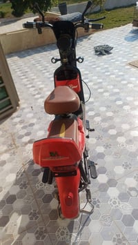 ماطور شحن شغال مابي اي نفص فقط الشحانه ضايعه سعر 150 الف وبي مجال  078...