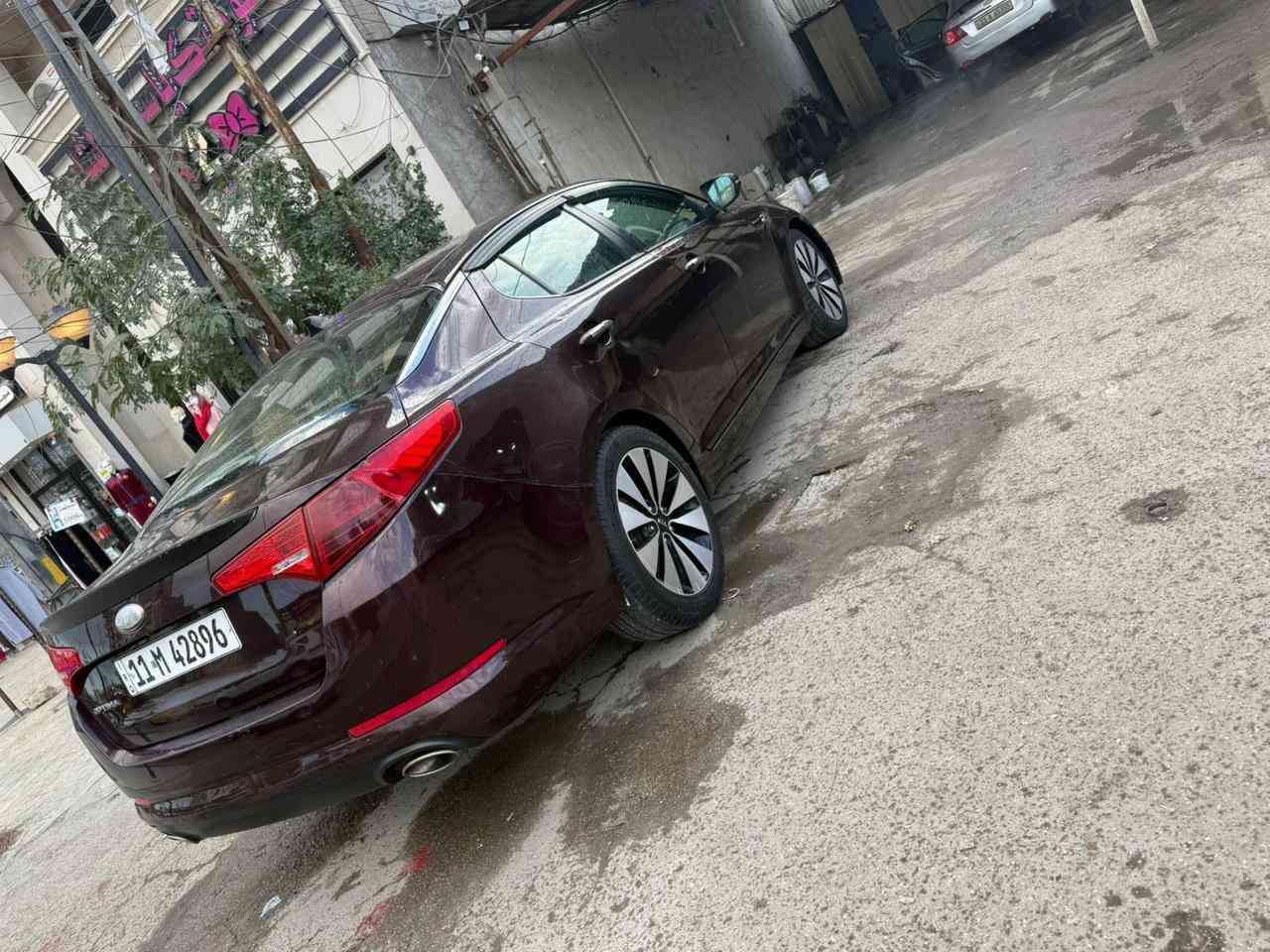 سلام عليكم كيا اوبتما مديل ١٣ امريكي رقم بغداد انكليزي تحويل مباشر هزه جديده 
السياره جاهزه مكينه كير حداديه تخم تاير باتري كهربائيات تبريد كله جديد شرط 
السياره بيه قطعتين فقط بدون دواخل  
السعر ١٠٣ مكاني بابل 
***********
