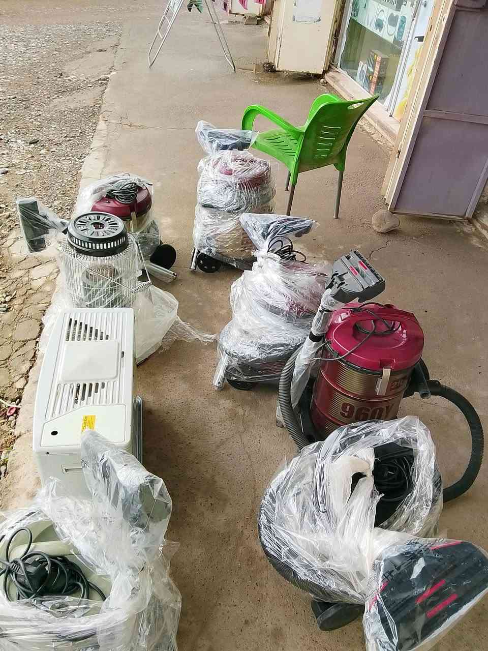 وصلت وجبة جديدة اثاث باله من اربيل مكنسات كهربائية +صوبات +طباخات +ثلاجات + وكافة اثاث المنزلي الباله نظيف الاسعار مناسبة
العنوان الحود الشارع العام مقابيل جامع ابو ذياب يم مكتب خالد للموبايل ويم جملة الجاسم الغذائية 
للاستفسار الاتصال على الرقم ***********
