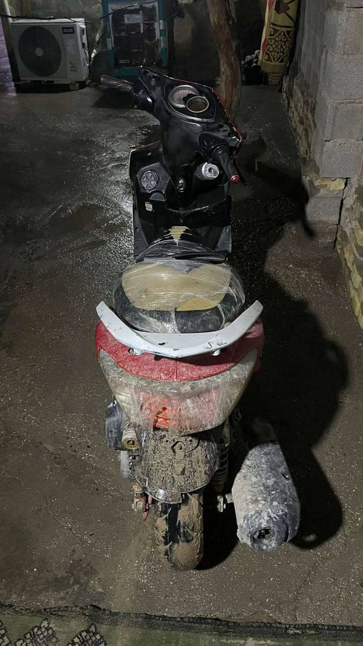 سلام عليكم سكنس فحل دراجه خير من الله تجفيت جديد ومضبوط 
الدراجه شلعه معدل فول اريد مراوس بماكس نضيفه او بيع ب350
الشراي يتصل *********** مكان. بغداد الكماليه
