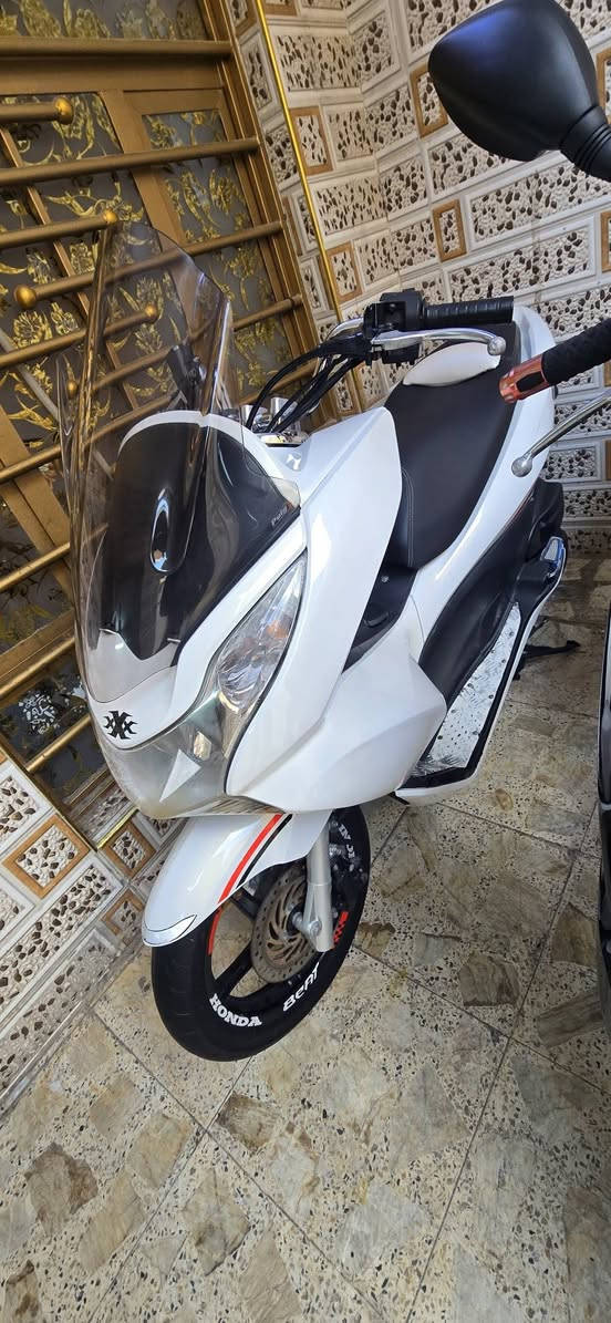 السلام عليكم للبيع بي سي اكس جيل اول دراجات رمبه النظافه 100/100 اسعارمناسبه اي ستفسارتصال فقط حياكم الله اخوكم مصطفى *********** عنواني بغداد قرب معارض الحبيبيه
