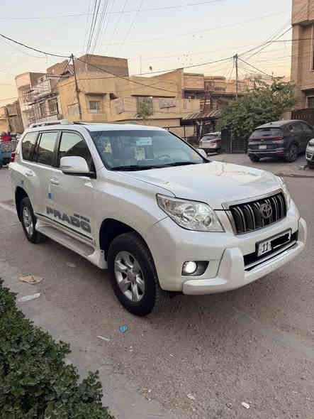 السلام عليكم للبيع تويوتا برادو 2013 كوتيه زيرو مكفوله كفاله عامه ماشيه 35 حقيقي السيارة اخت الزيرو جديده لوك بعده بالكارتون رقم بغداد الدولي الجديد بسمي شخصياً معروفه مواصفات الكويتي فول واحد على السيارة جديده بمعنى الكلمه للستفسار الاتصال *********** مكاني بغداد 
الشراي يتصل واني بالخدمه
