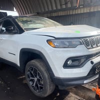 كومباس ليمتد • تو كلر • حادث بسيط