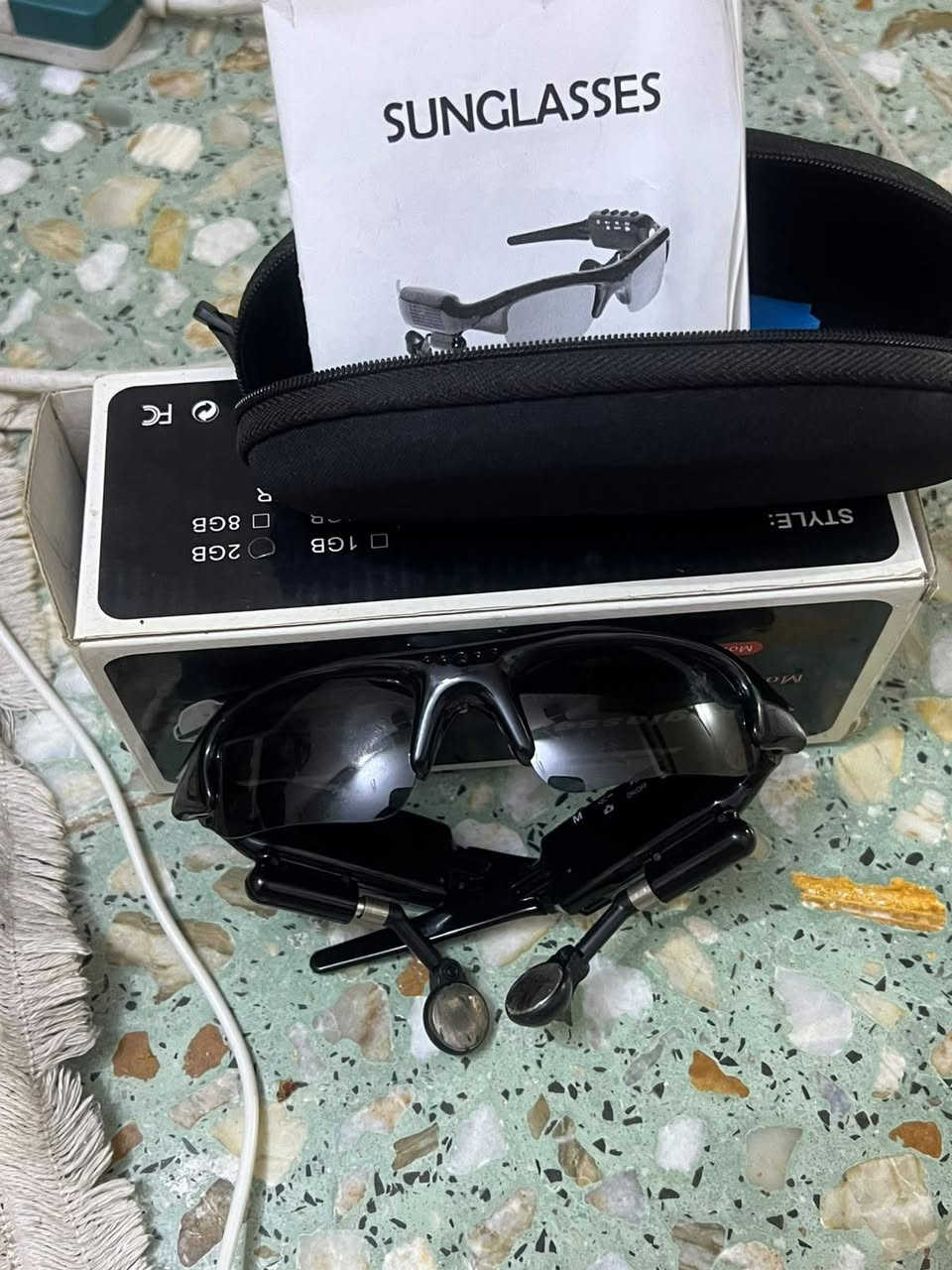 سلام عليكم مناظر عسكريه بيها
سماعات بلتوث
کامره تصوير معى كتلوك مع
شاحنه السعر 50 الاف ((غراض (مزون))
بغداد الحسينية رقم هاتف فقط واتساب ***********
