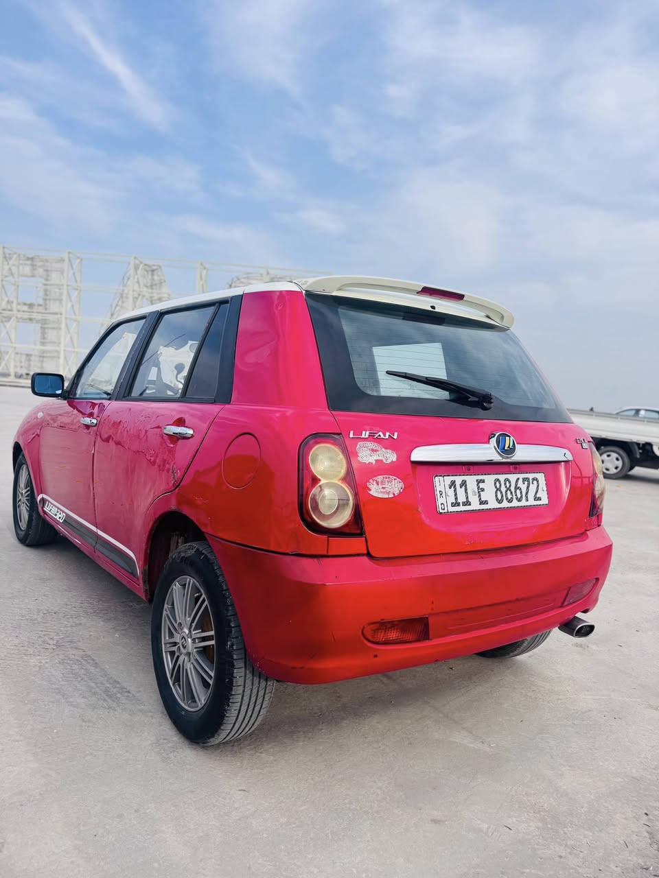 🔹السلام عليكم ليفان 320 للبيع
🔹السيارة كفالة من ضربه داخل بيها بارد باب خلفيه فقط

🔹 مكينة وكير مكفولات ترايك وين متحب 

🔹كهربائيات كلها شغالة 

🔹ادامة كاملة بخاخات بلكات وايرات بلك كاملة عمبارات كلج وبريك

🔹 منضمومة وقود جديدة 

🔹سنوية جديد رقم جديد دولي بغداد ب اسمي  

🔹السعر  34 وبيها مجال بسيط 
***********.             🔹

🔹مكان السيارة بابل مركز المدينة

السياره عايزلها ترتيبات
بيع او مراوس
