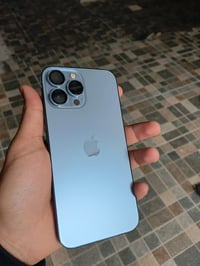 آيفون ١٣ برو ماكس • ١٢٨ • بطارية ٨٥