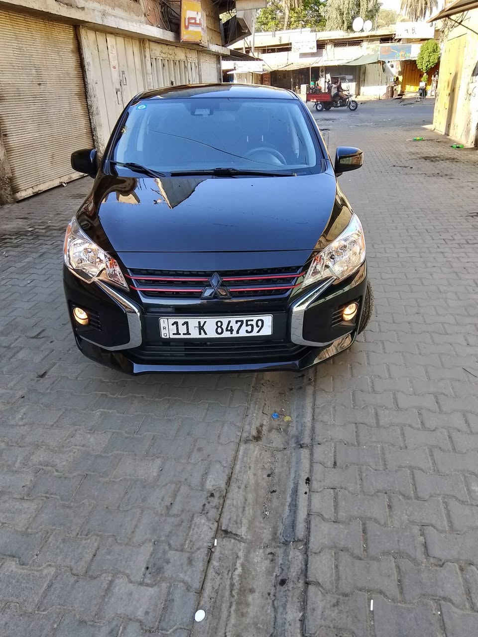 للبيع متسيوبيشي ميراج 2023 رقم بغداد مشروع وطني السياره حادثه كما موضح بالصور بيه ايرباك ستيرن ماشيه 30 الف مواصفاته ستندر شاشه كامره رادار تحكمات ستيرن  السعر المطلوب 10500$ وبيه مجال للاستفسار ***********
