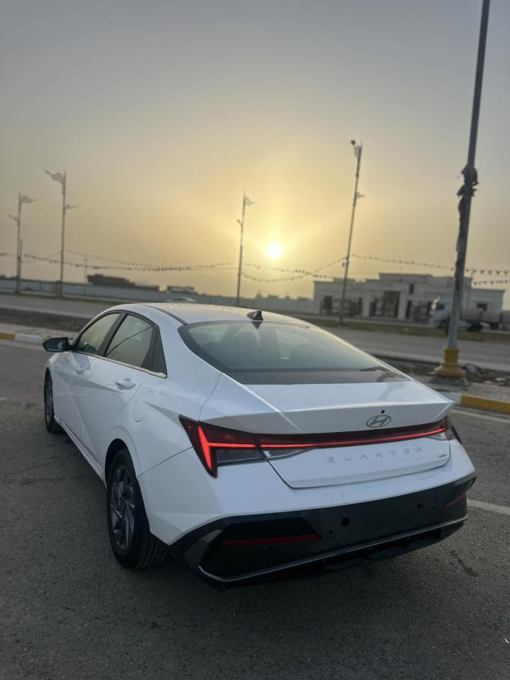 النترا هايبرد 2024
الحادث باب وجاملغ خلفي
بجم كبس 
بدون ايرباك 
ماشيه 13 الف
السعر 155
للستفسار ***********
