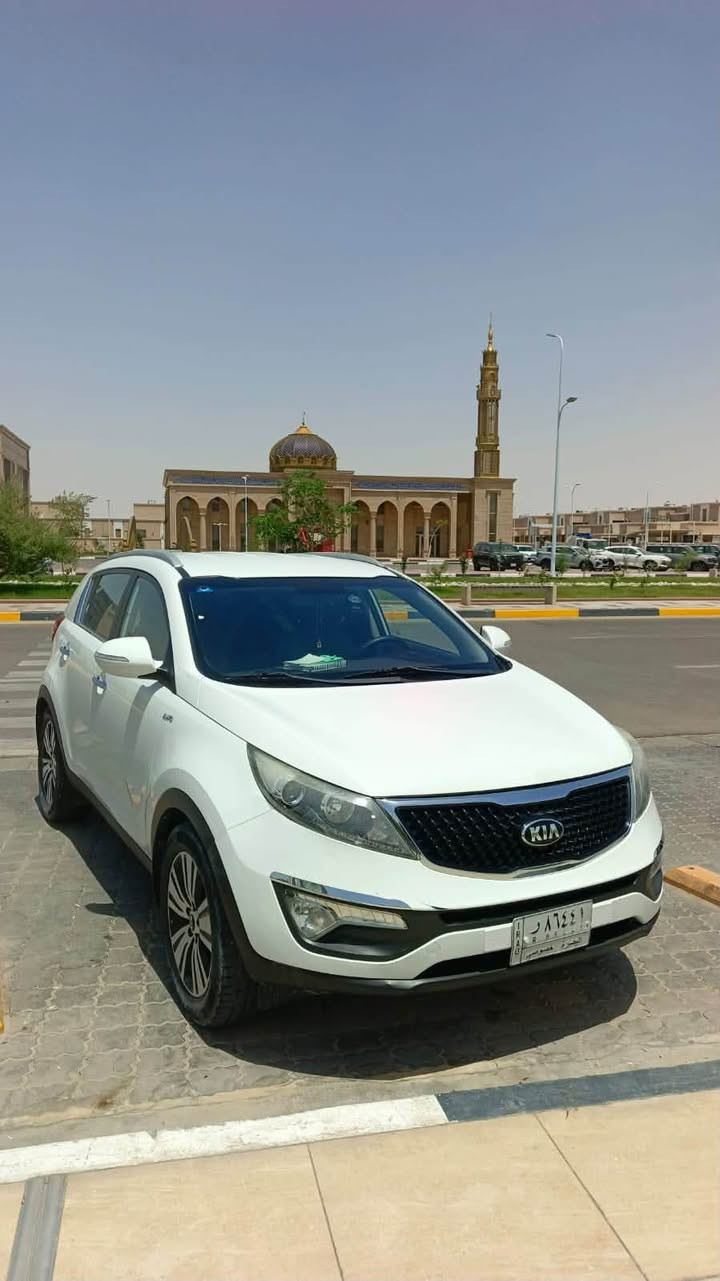كيا سبورتاج خليجي محرك 2400 المرغوب 
موديل 2016 
سياره مكفولة من الضربه تبديل والصبغ ماشيه 42,000 قابل للزياده
كهربائيات تبريد جاهزة من كل شي  منظومه  غاز ايطالية جديدة
سيارة جاهزه من كلشي 
والتحويل ثاني يوم
رقم بصرة 
سبيرها البلادي مال شركة كيا بيها
كشنات جلد ومغلفه جلد كشنات وارضيات 

***********
