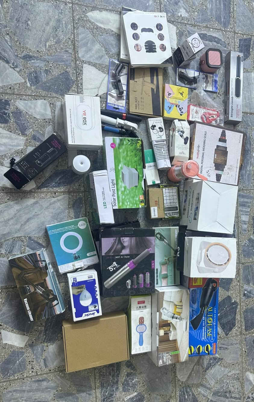 امزون للبيع الراغب 

بالشراء يراسلني ع واتساب 

***********
