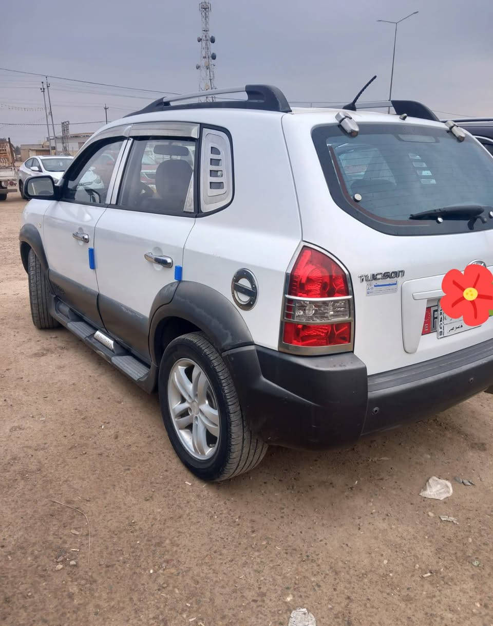 سلام عليكم توسان 2009 للبيع السعر 120 الاستفسار ***********
